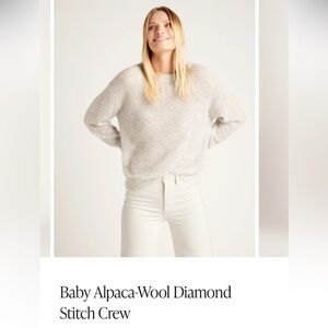 Baby-Alpaca diamond stitch crew neck sweater